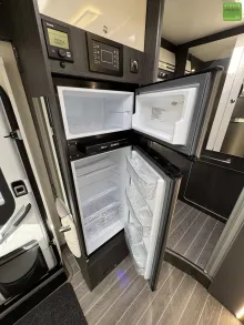 Fahrzeugbild Roller Team Kronos 234 TL Face-to-Face Hubbett 2024 #15