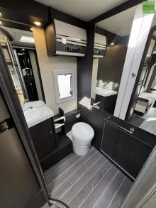 Fahrzeugbild Roller Team Kronos 234 TL Face-to-Face Hubbett 2024 #17