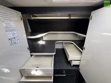 Fahrzeugbild Roller Team Kronos 234 TL Face-to-Face Hubbett 2024 #20