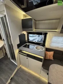 Fahrzeugbild Challenger Teilintegriert 328 Graphite Ultimate SAT TV Arctic #13