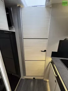 Fahrzeugbild Challenger Teilintegriert 328 Graphite Ultimate SAT TV Arctic #18