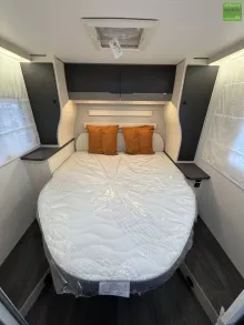 Fahrzeugbild Challenger Teilintegriert 328 Graphite Ultimate SAT TV Arctic #20