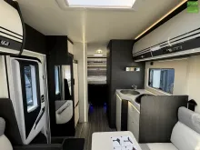 Fahrzeugbild Roller Team Kronos 267 P 180PS Queensbett Automatik #16