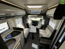 Fahrzeugbild Roller Team Kronos 267 P 180PS Queensbett Automatik #24