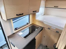 Fahrzeugbild Sunlight VAN V60 #7