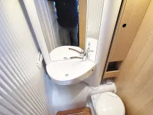 Fahrzeugbild Sunlight VAN V60 #8