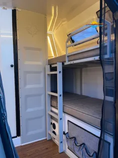 Bild 12 Camppass CR 550 Sand Autark Paket  mit Solar