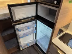 Bild 15 Knaus L!VE I 700 MEG 180PS 4400kg Backofen Markise2025