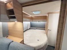 Bild 8 Dethleffs CAMPER 560 FMK