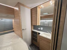 Bild 9 Dethleffs CAMPER 560 FMK