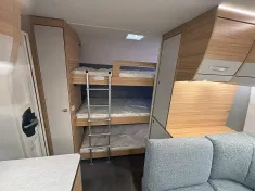 Bild 12 Dethleffs CAMPER 560 FMK