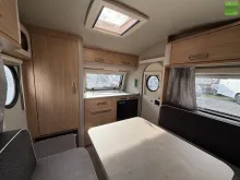 Fahrzeugbild T@B BASIC 320 Kühlschrank 1000kg Gasheizung 2025 #12