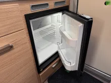 Fahrzeugbild T@B BASIC 320 Kühlschrank 1000kg Gasheizung 2025 #15