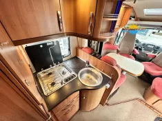 Bild 14 Hymer Tramp CL 698*LUFTF.*DACHKLIMA*AHK*RFK*SAT