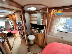 Bild 19 Hymer Tramp CL 698*LUFTF.*DACHKLIMA*AHK*RFK*SAT