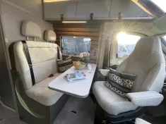 Bild 16 Hymer Yosemite *Aufstelldach*Dieselheizung*