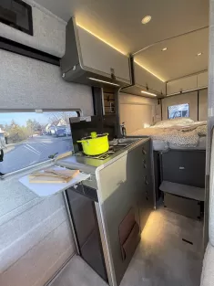 Bild 21 Hymer Yosemite *Aufstelldach*Dieselheizung*