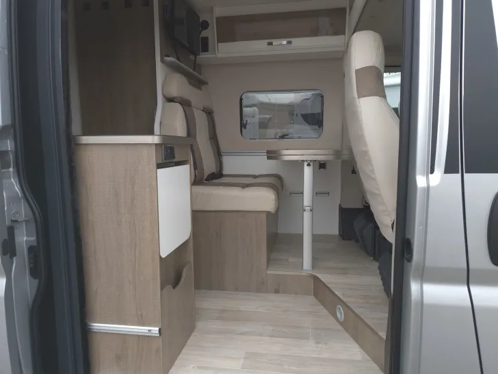 Fahrzeugbild Bavaria Van K 600 #7