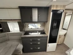 Bild 11 Hobby De Luxe 460 UFe