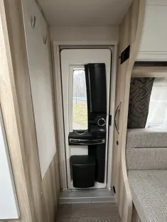 Bild 13 Hobby De Luxe 460 UFe