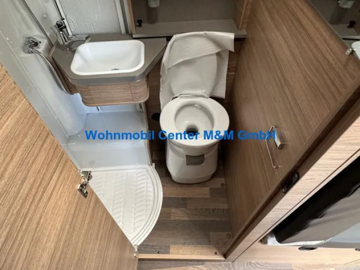 Fahrzeugbild Weinsberg CaraCompact MB 640 MEG Edition Pepper 2024 #11