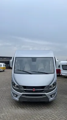 Frontal Vorne Bürstner Elegance I 910 G Listenpreis 221.148€