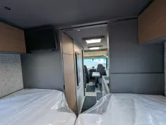 Bild 12 Niesmann + Bischoff Arto 78