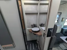 Bild 17 Niesmann + Bischoff Arto 78