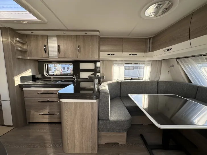 Fahrzeugbild Hobby Prestige 660 WFC #9