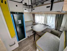 Bild 4 Hymer Eriba Touring 630 SCHLAFDACH, MARKISE, BACKOFEN