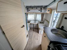 Bild 5 Hymer Eriba Touring 630 SCHLAFDACH, MARKISE, BACKOFEN