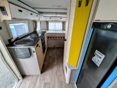 Bild 7 Hymer Eriba Touring 630 SCHLAFDACH, MARKISE, BACKOFEN