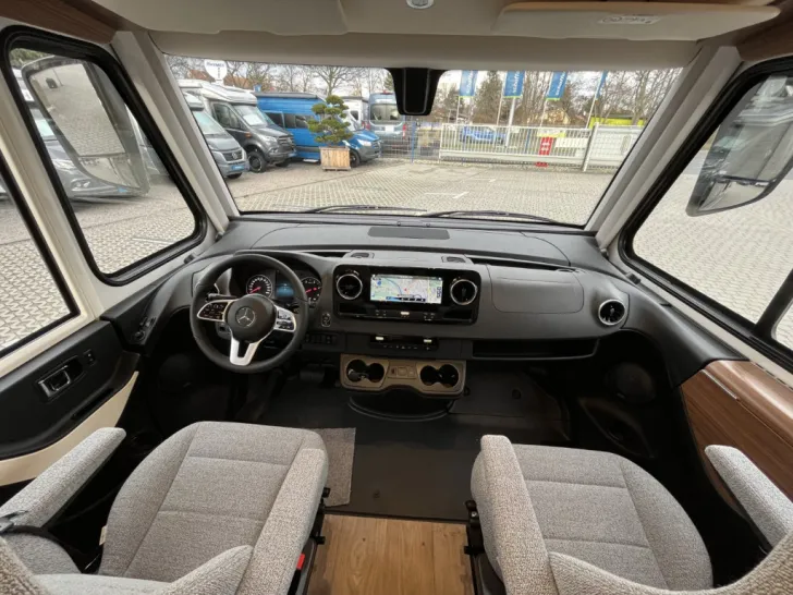 Fahrzeugbild Hymer B-MC I 600 *Arktis*Hubstützen*Solar*Lithium* #27