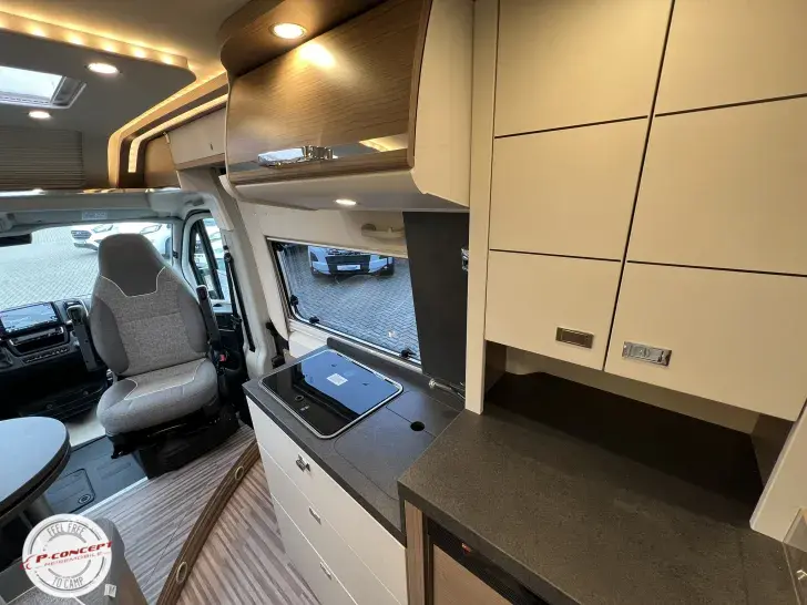 Fahrzeugbild Malibu Van Diversity 640 LE K charming GT skyview *junger Gebrauchtwagen* #11