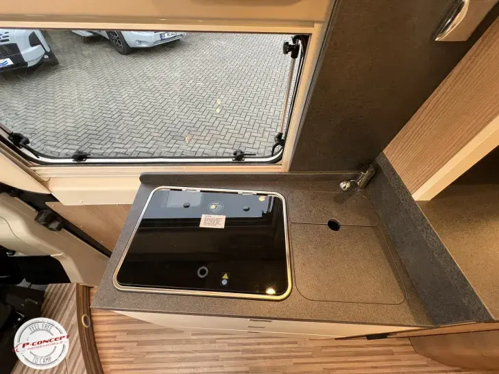 Fahrzeugbild Malibu Van Diversity 640 LE K charming GT skyview *junger Gebrauchtwagen* #14