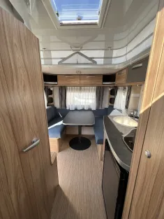 Bild 5 Hymer Eriba Feeling 470 Movingpaket*Panoramafenster