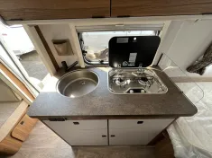 Bild 9 Hymer Eriba Touring 642 *WIR RÄUMEN DAS LAGER AUF*