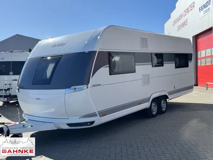 Schräg Vorne Hobby Prestige 620 CL Lagerabverkauf! -18%!