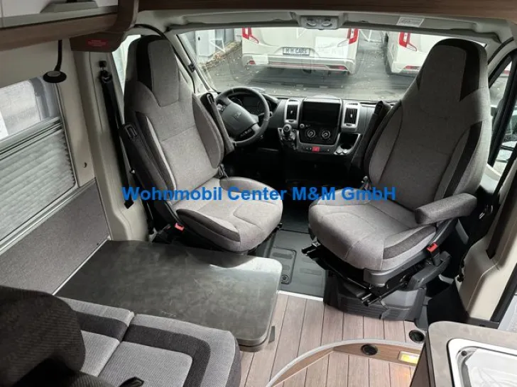 Fahrzeugbild Knaus BoxLife 600 MQ Peugeot Aufstelldach 165PS AHK #13