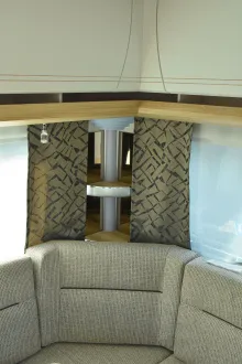 Fahrzeugbild Hobby De Luxe 460 UFe *IC-Sondermodell* #13