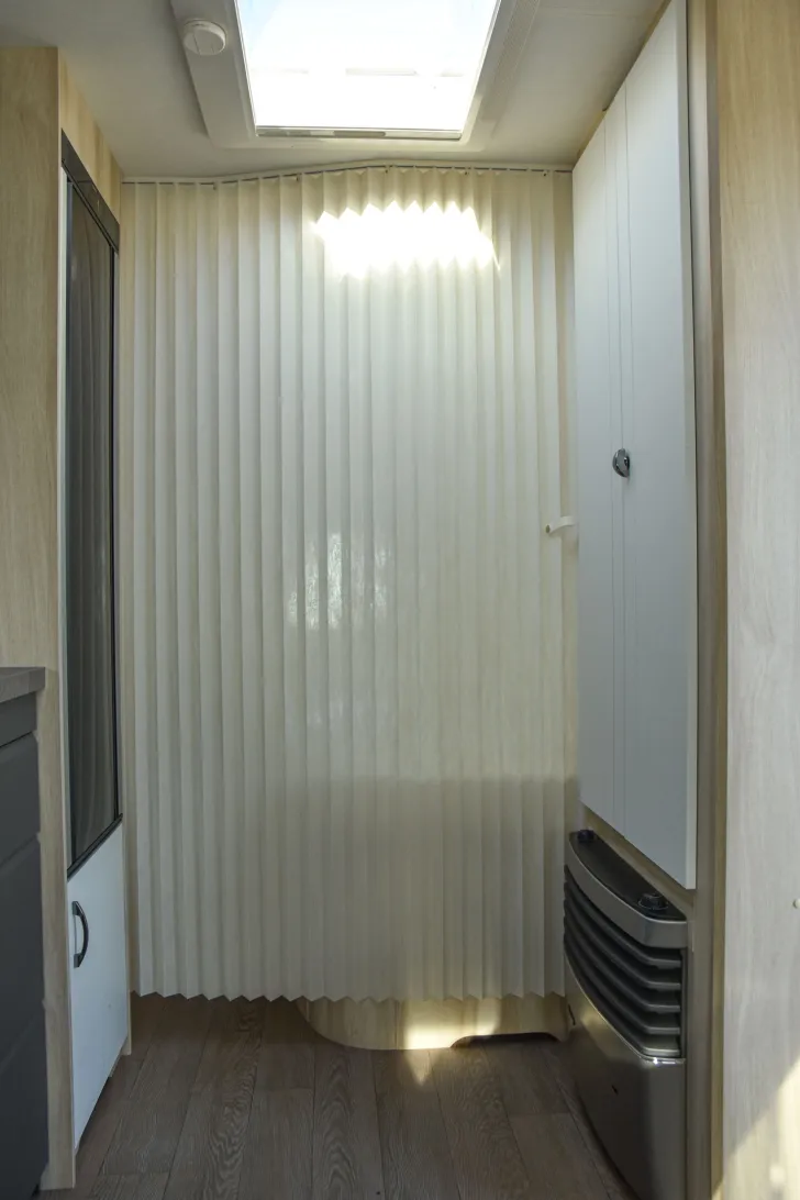 Fahrzeugbild Hobby De Luxe 460 UFe *IC-Sondermodell* #24