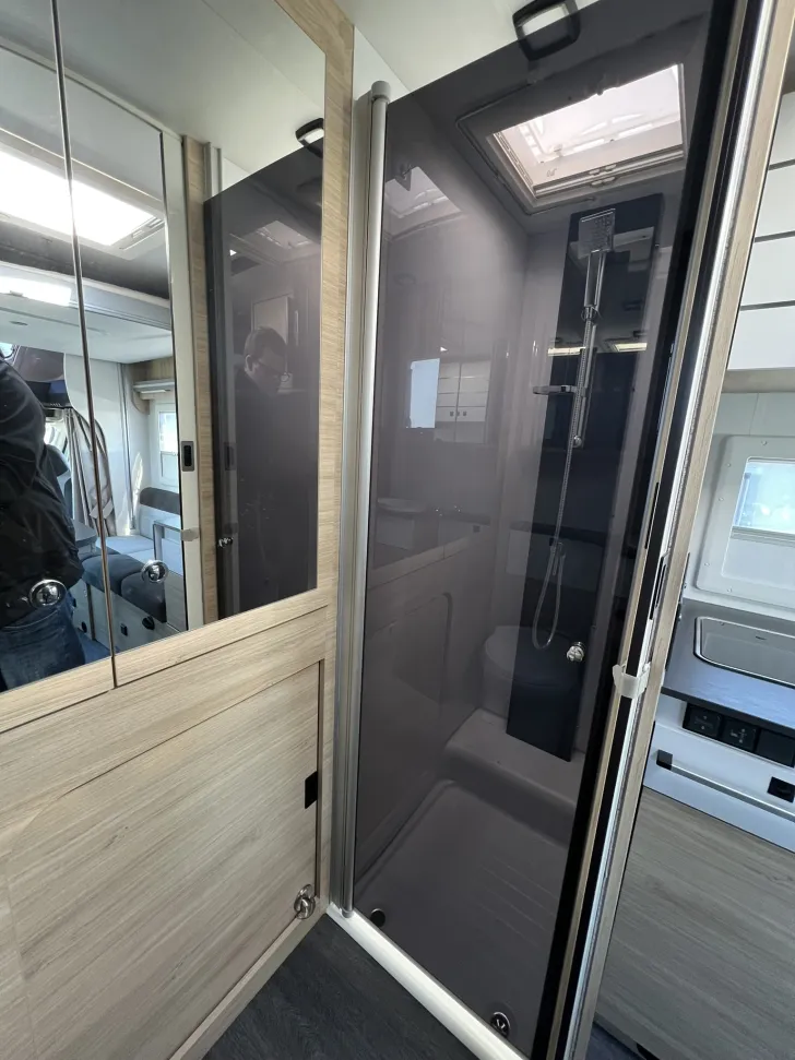 Fahrzeugbild Challenger Teilintegriert 250 Start Edition Junger Gebrauchter #8