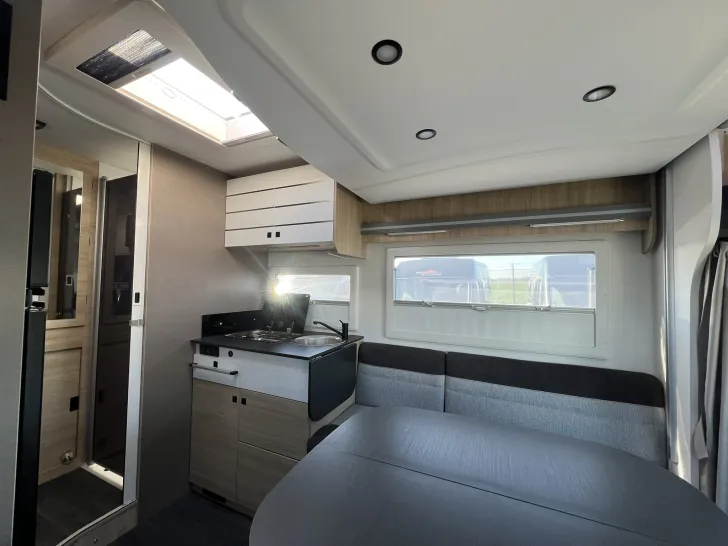 Fahrzeugbild Challenger Teilintegriert 250 Start Edition Junger Gebrauchter #14