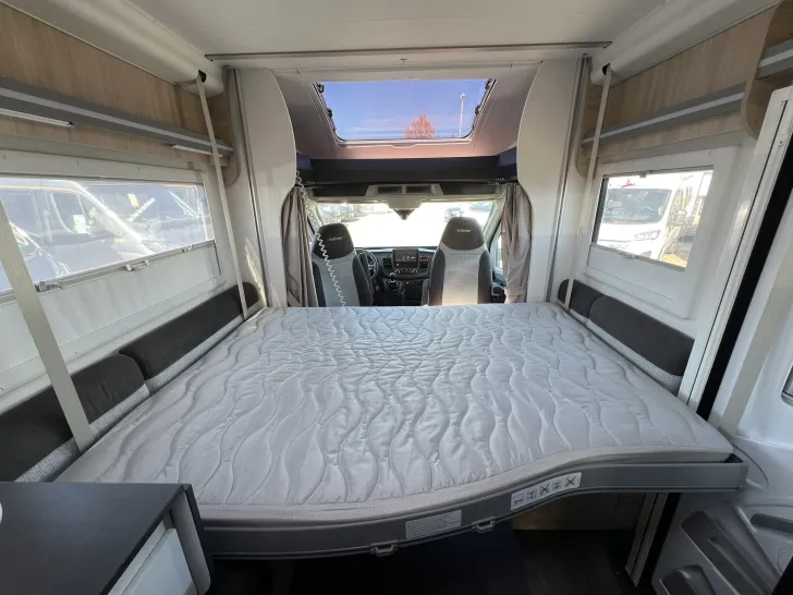 Fahrzeugbild Challenger Teilintegriert 250 Start Edition Junger Gebrauchter #16