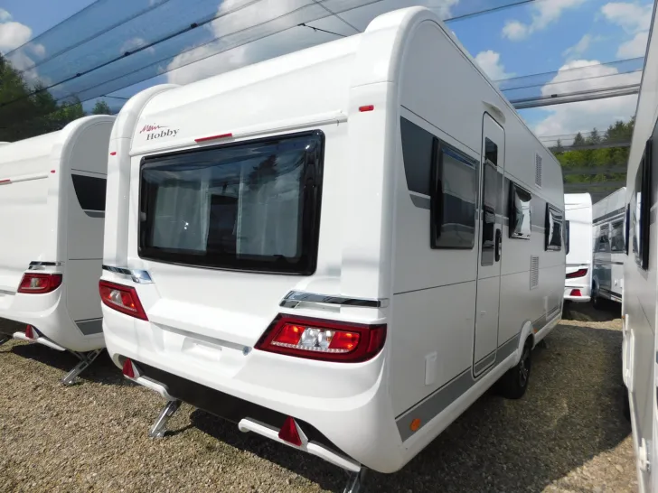 Fahrzeugbild Hobby Maxia 495 UL 1800kg, Bettverbreiterung + Polster #5