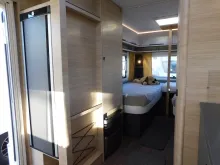 Fahrzeugbild Fendt Apero 495 SG Auflastung, Stauraumklappe, 45Liter #8