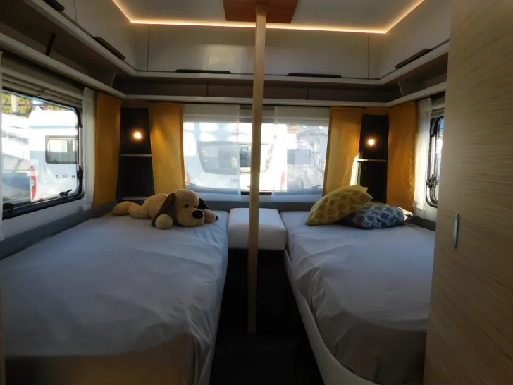 Fahrzeugbild Fendt Apero 495 SG Auflastung, Stauraumklappe, 45Liter #13