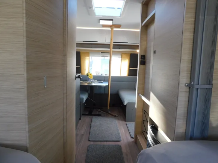 Fahrzeugbild Fendt Apero 495 SG Auflastung, Stauraumklappe, 45Liter #16