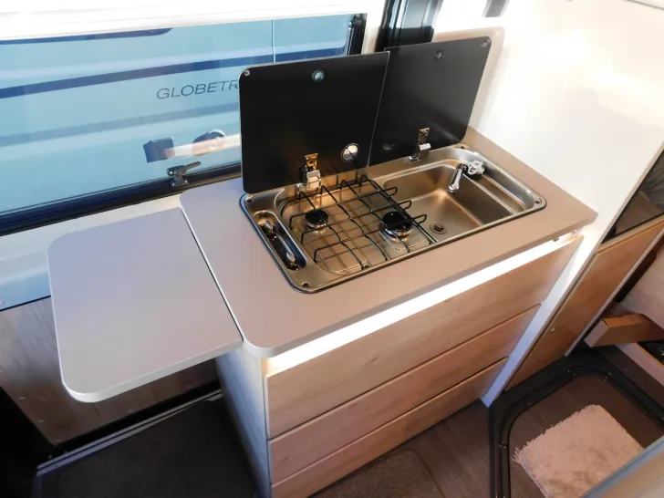 Fahrzeugbild Dethleffs Globetrail 600 DR Fiat Combi6D,Schlafdach,8G-Aut #15