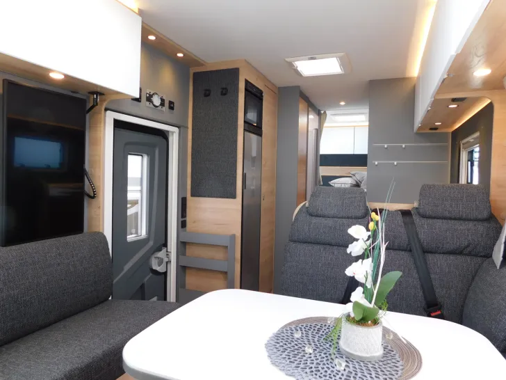 Fahrzeugbild Dethleffs XL A 7872-2 32-Zoll-TV, Radträger, SAT-Anlage #6